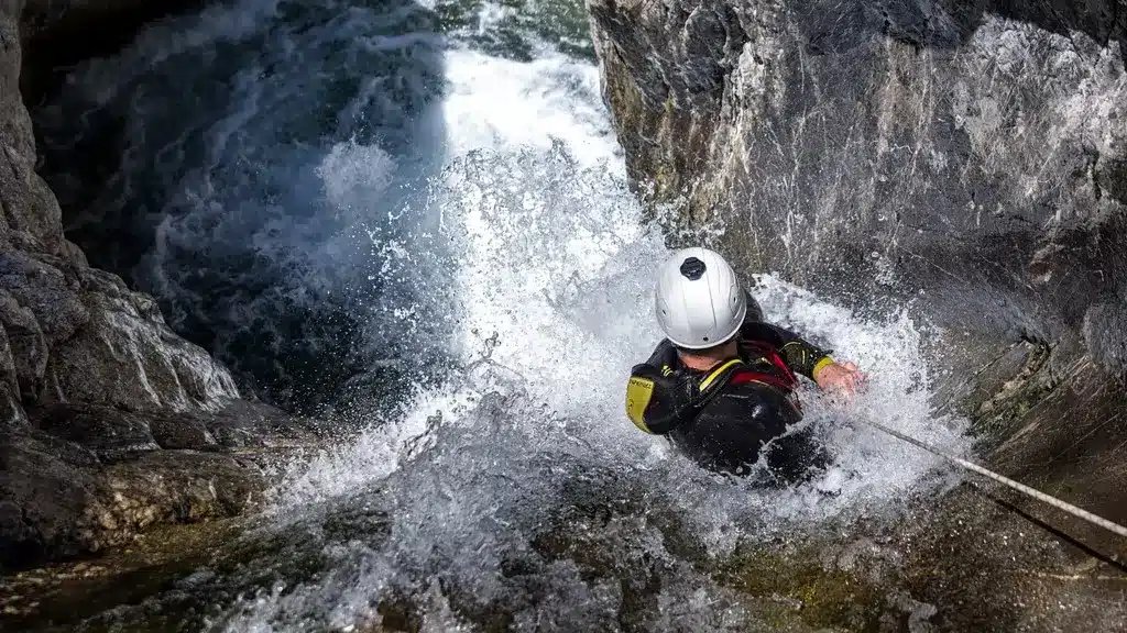 Canyoning à Ancelle - Canyon de Rouannette intégrale - Photo 4