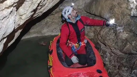 Le Puits des Bans - Spéléologie dans les Hautes-Alpes - Photo 2