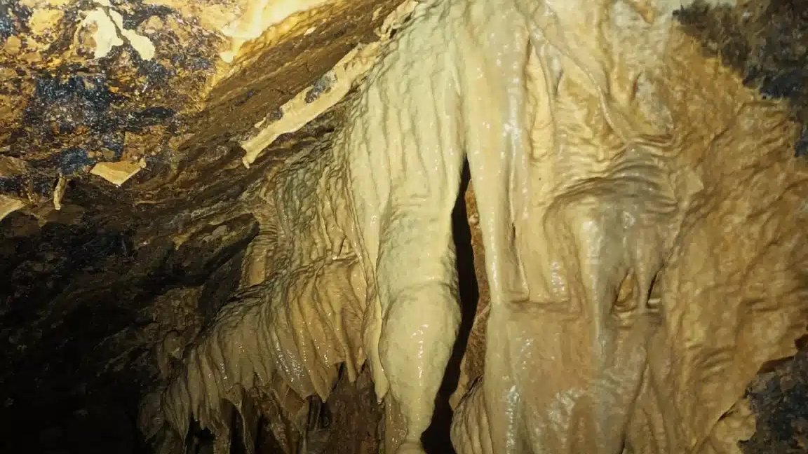 Le Puits des Bans - Spéléologie dans les Hautes-Alpes - Photo 4