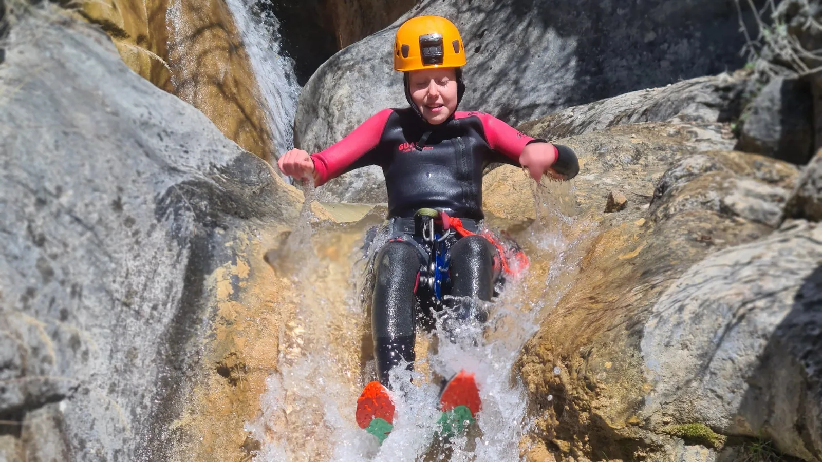 Randonnée aquatique - Canyon des Marmites du Diable - Photo 3