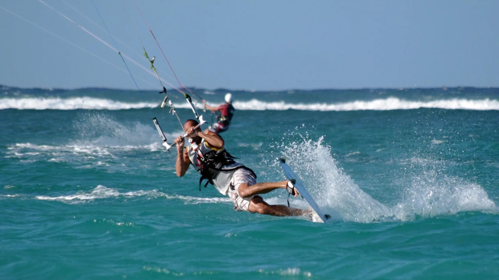 Cours à l’unité kitesurf/wingfoil - Photo 2