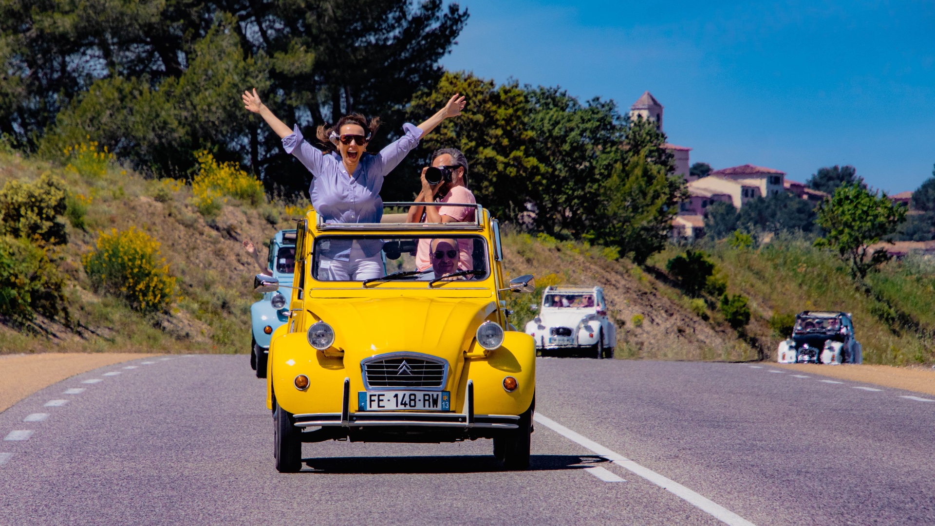 Balade en 2cv sans chauffeur - une 1/2 journée pour découvrir la Provence autrement - Photo 3